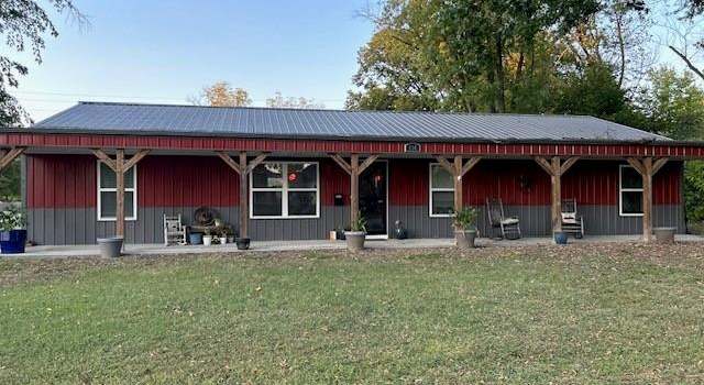 Photo of 634 W Main St, Cherryvale, KS 67335