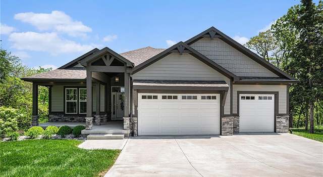 Photo of 1801 SW Cemetery Rd, Oak Grove, MO 64075