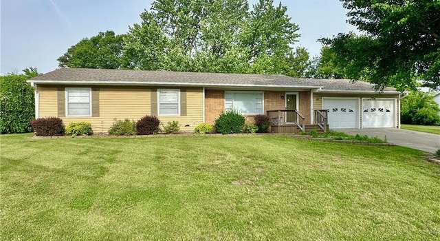 Photo of 419 Town And Country Ln, Trenton, MO 64683