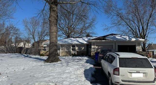 Photo of 13007 S Chippewa Cir, Olathe, KS 66062