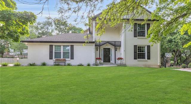 Photo of 11912 Ensley Ln, Leawood, KS 66209