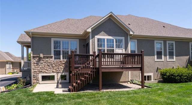 Photo of 2250 Lake Pointe Dr, Lawrence, KS 66049