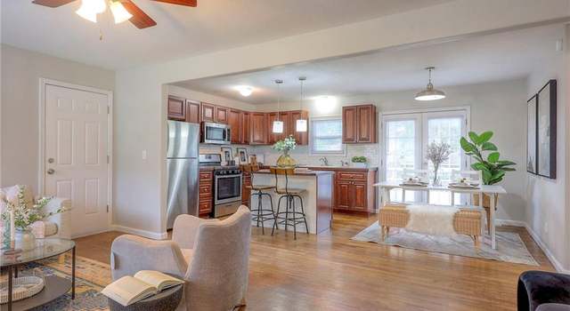 Photo of 11402 Spruce Ave, Kansas City, MO 64137