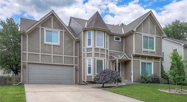 Photo of 8129 Bell Rd, Lenexa, KS 66219
