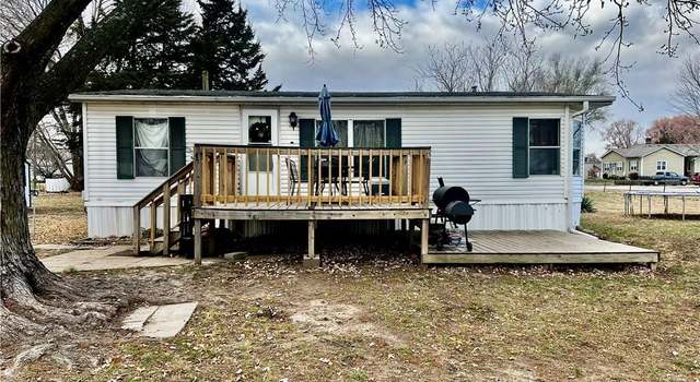 Photo of 304 Kentucky St, Elwood, KS 66024