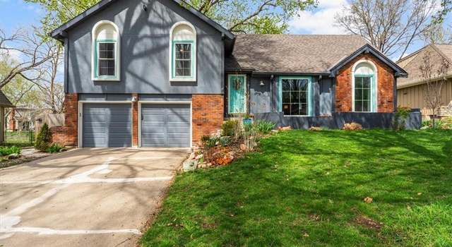 Photo of 7912 W 98th Ter, Overland Park, KS 66212