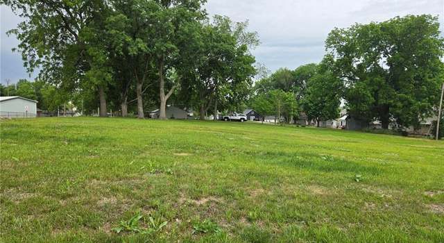 Photo of 202 N Ives St, Highland, KS 66035