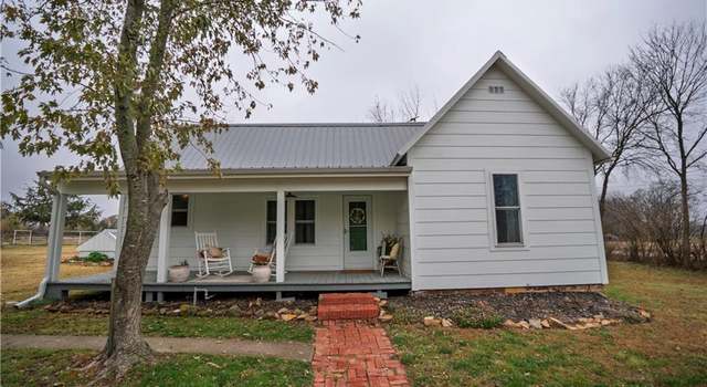Photo of 203 S Spring St, Tyro, KS 67364