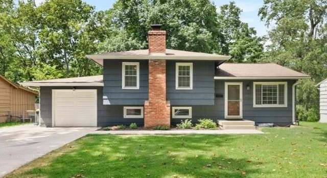 Photo of 10812 W 71st Pl, Shawnee, KS 66203