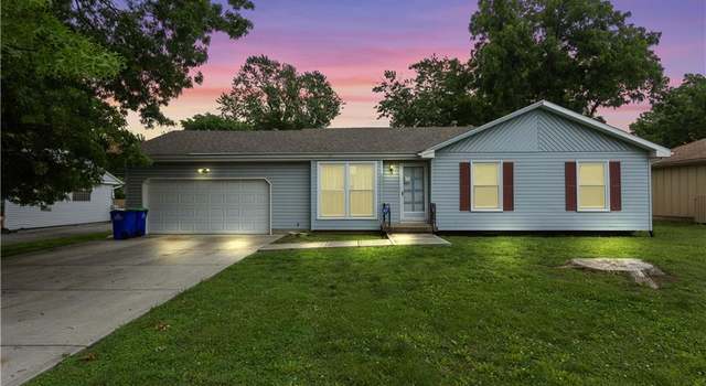 Photo of 8533 Stearns Rd, Overland Park, KS 66214