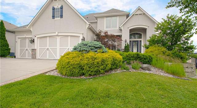 Photo of 1110 Metfield Ln, Raymore, MO 64083