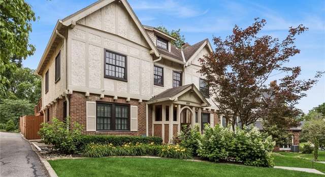 Photo of 609 E 54th St, Kansas City, MO 64110