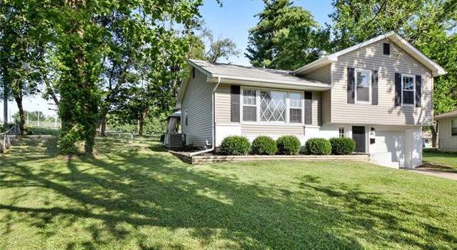 Photo of 4933 Overton Ave, Kansas City, MO 64133