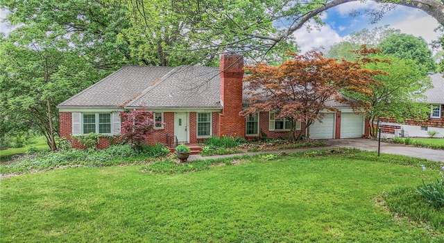 Photo of 9652 Meadow Ln, Leawood, KS 66206