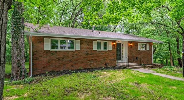 Photo of 804 5th St, Baldwin City, KS 66006