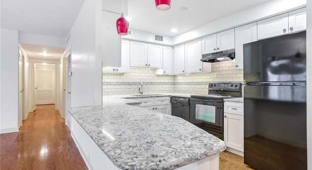 Photo of 310 W 49th St #703, Kansas City, MO 64112