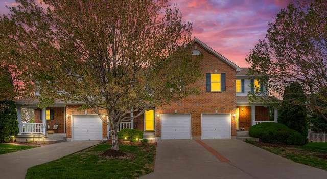 Photo of 1042 SW Wysteria Dr, Lee's Summit, MO 64082