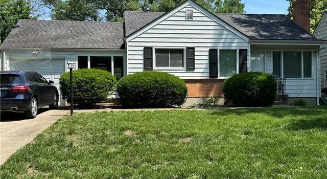 Photo of 4126 W 53rd Ter, Roeland Park, KS 66205