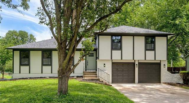 Photo of 103 Manor Dr, Belton, MO 64012