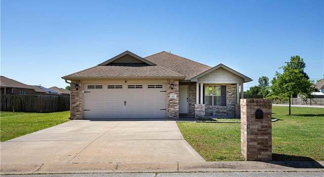Photo of 102 Zachary Ln, Carl Junction, MO 64834