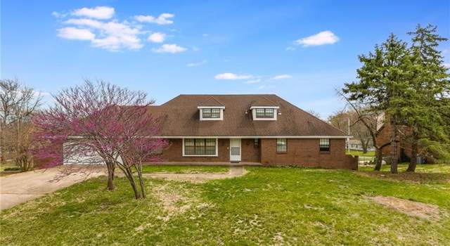 Photo of 3027 Arlington Ct, Independence, MO 64052