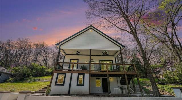 Photo of 618 Caldwell St, Excelsior Springs, MO 64024