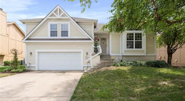 Photo of 18719 W 163rd Ter, Olathe, KS 66062