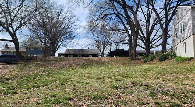Photo of 3711 N Grand Ave, Kansas City, MO 64116