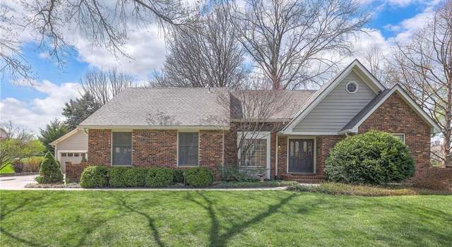 Photo of 16316 Glenwood St, Stilwell, KS 66085