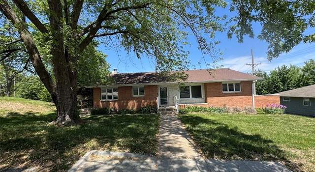 Photo of 103 Skyline Dr, Rock Port, MO 64482