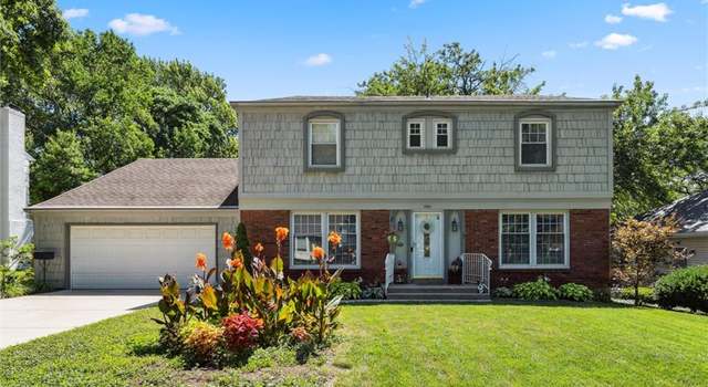Photo of 7211 Goodman St, Overland Park, KS 66204