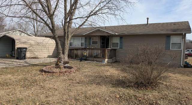 Photo of 209 S Oak Ave, Altamont, KS 67330