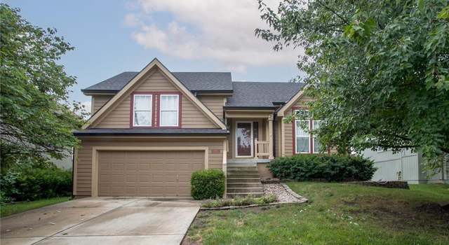 Photo of 16403 W 156th Ter, Olathe, KS 66062