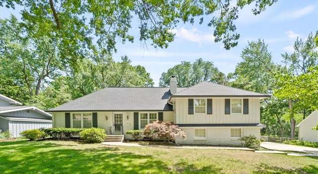 Photo of 5211 W 79th Ter, Prairie Village, KS 66208