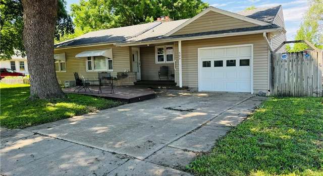 Photo of 505 W 3rd Ave, Garnett, KS 66032