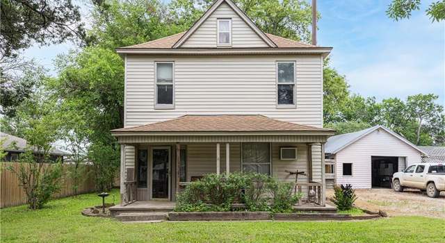 Photo of 424 N 14th St, Fredonia, KS 66736