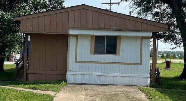 Photo of 304 Libel St, Elwood, KS 66024