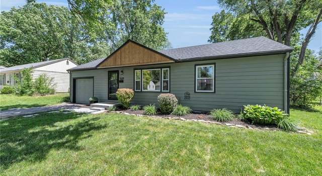 Photo of 7029 Beverly St, Overland Park, KS 66204
