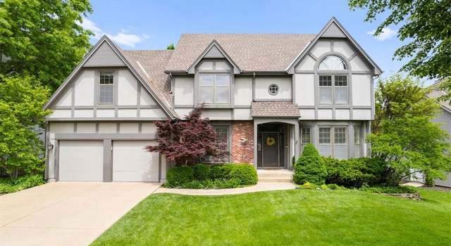 Photo of 13123 Kessler St, Overland Park, KS 66213