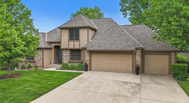 Photo of 12601 Stearns St, Overland Park, KS 66213