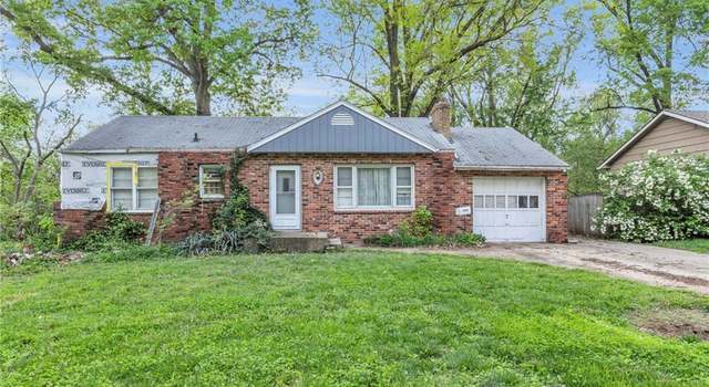 Photo of 7626 Hardy St, Overland Park, KS 66204