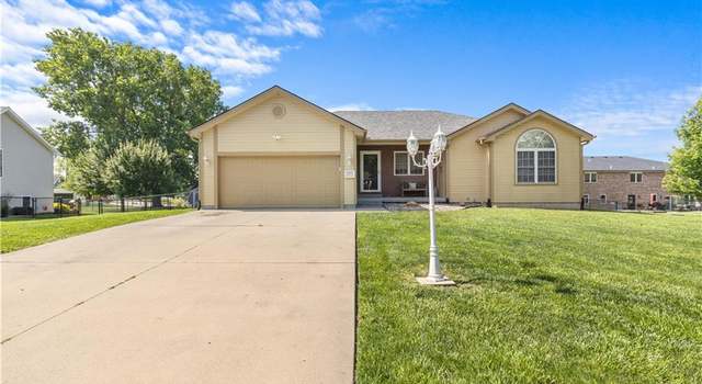 Photo of 3207 Pisces Ave, Topeka, KS 66605