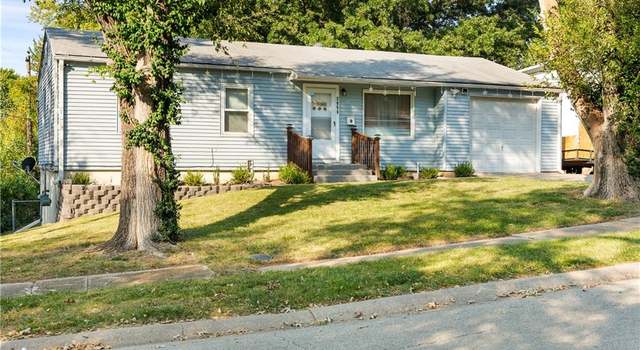 Photo of 9220 Mckinley St, Kansas City, MO 64138