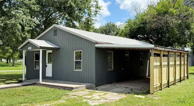 Photo of 1021 E Park St, Rich Hill, MO 64779