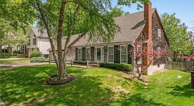 Photo of 11631 Kenwood Ave, Kansas City, MO 64131