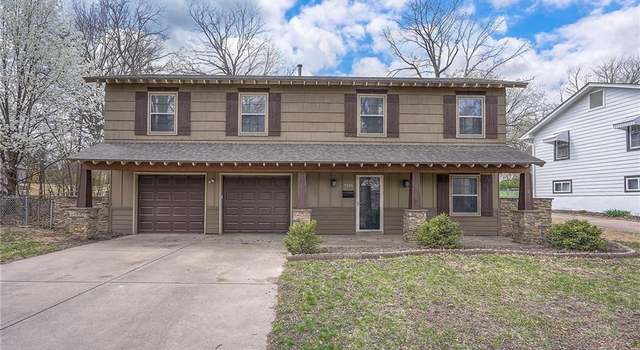 Photo of 9248 Hemlock St, Overland Park, KS 66212
