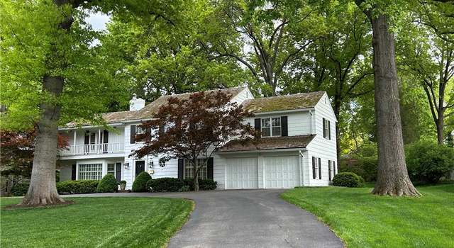 Photo of 6539 Wenonga Rd, Mission Hills, KS 66208
