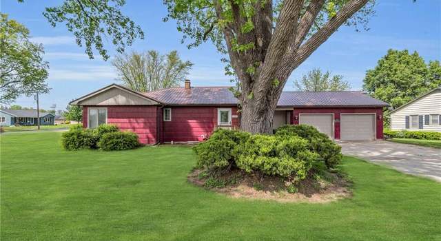 Photo of 1 E 14th St, Carrollton, MO 64633