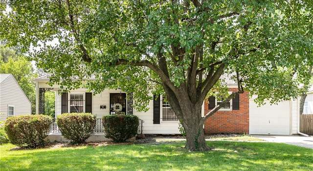 Photo of 6038 Catalina St, Fairway, KS 66205