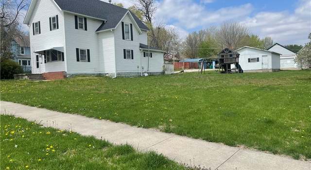 Photo of 232 W 13th St, Horton, KS 66424